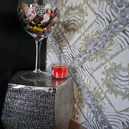 Luksusowy 60 M Z Jacuzzi Oraz Z Ogrodkiem Na Dachu Na Wylacznosc !