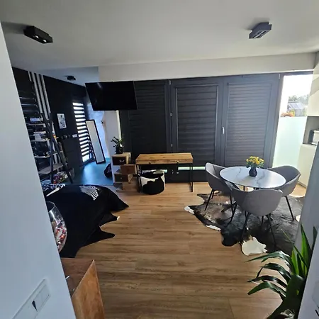 Luksusowy 60 M Z Jacuzzi Oraz Z Ogrodkiem Na Dachu Na Wylacznosc ! Cracovie