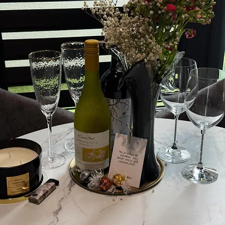 Luksusowy 60 M Z Jacuzzi Oraz Z Ogrodkiem Na Dachu Na Wylacznosc ! Appartement