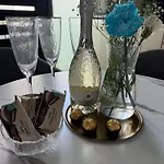 Luksusowy 60 M Z Jacuzzi Oraz Z Ogrodkiem Na Dachu Na Wylacznosc ! Appartement