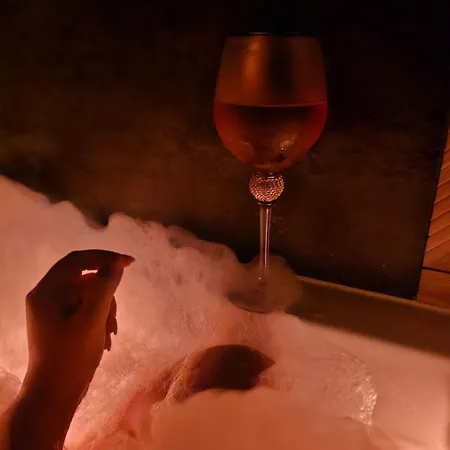 Luksusowy 60 M Z Jacuzzi Oraz Z Ogrodkiem Na Dachu Na Wylacznosc ! Krakov