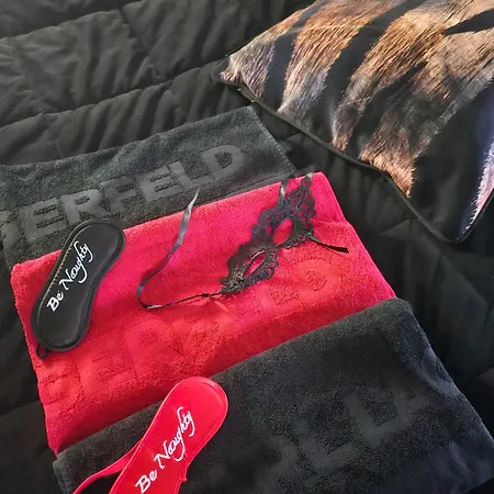 Luksusowy 60 M Z Jacuzzi Oraz Z Ogrodkiem Na Dachu Na Wylacznosc ! Apartmán Krakov