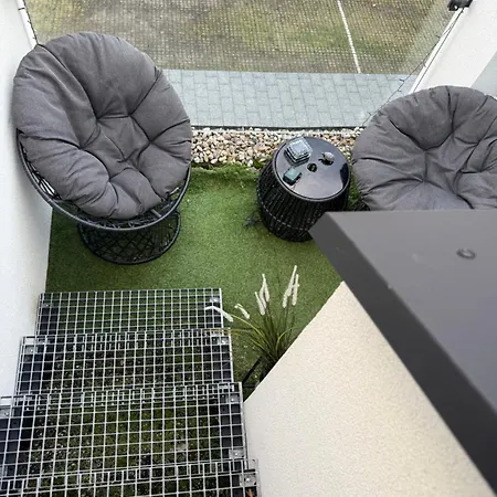 Luksusowy 60 M Z Jacuzzi Oraz Z Ogrodkiem Na Dachu Na Wylacznosc ! Daire Krakow