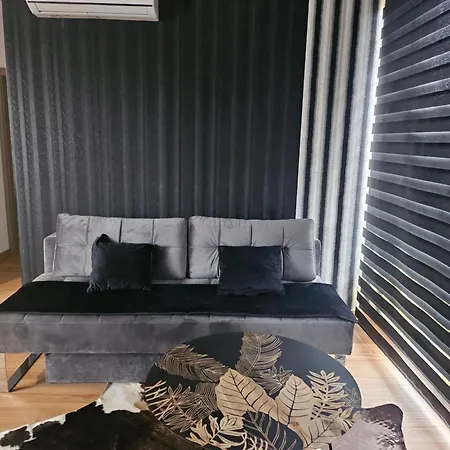 Luksusowy 60 M Z Jacuzzi Oraz Z Ogrodkiem Na Dachu Na Wylacznosc ! Daire Krakow